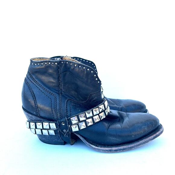 Corral Western Studded Cowgirl Booties Short Boots Black Silver 6.5 Point Toe - Picture 2 of 11